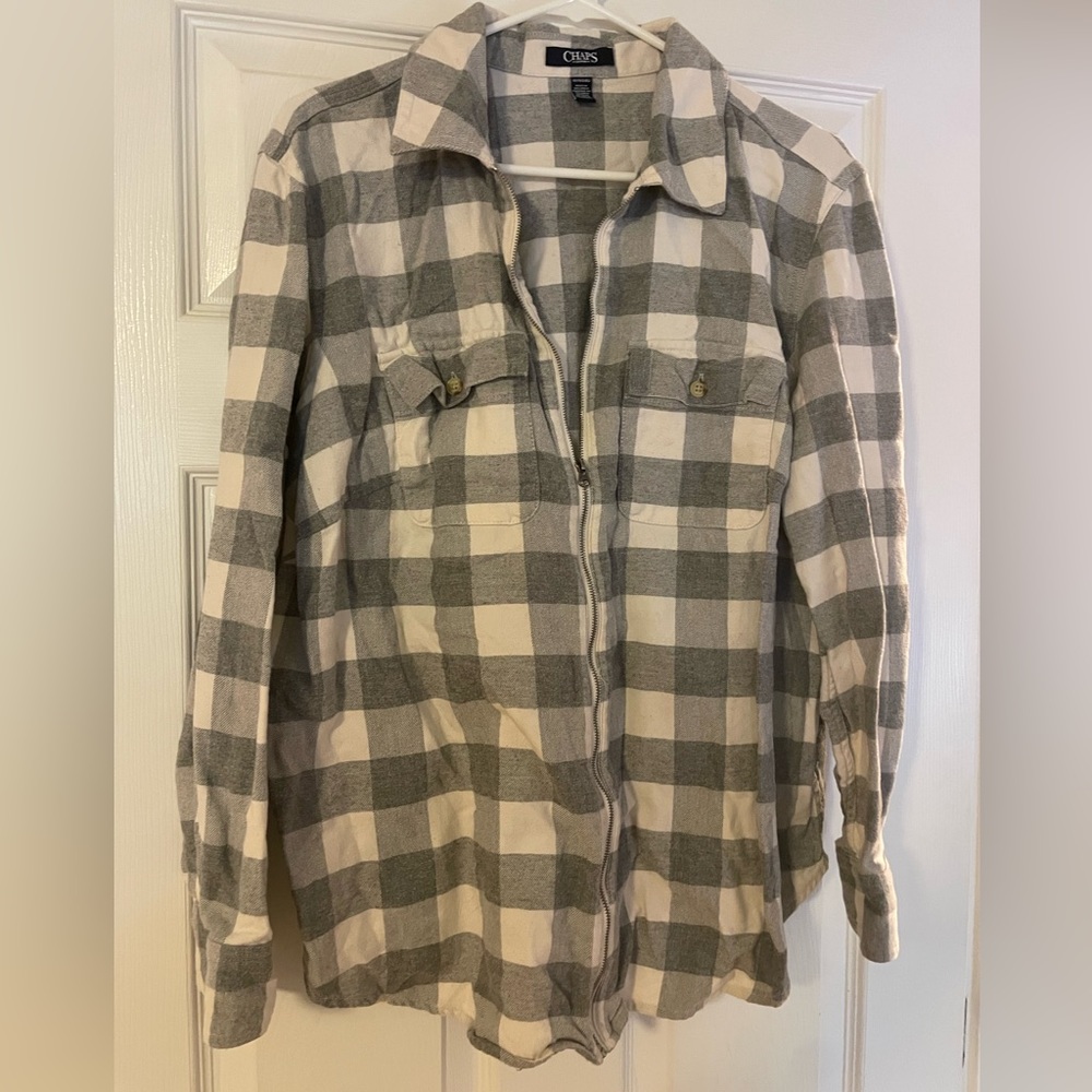 Gray and white plaid zip up flannel